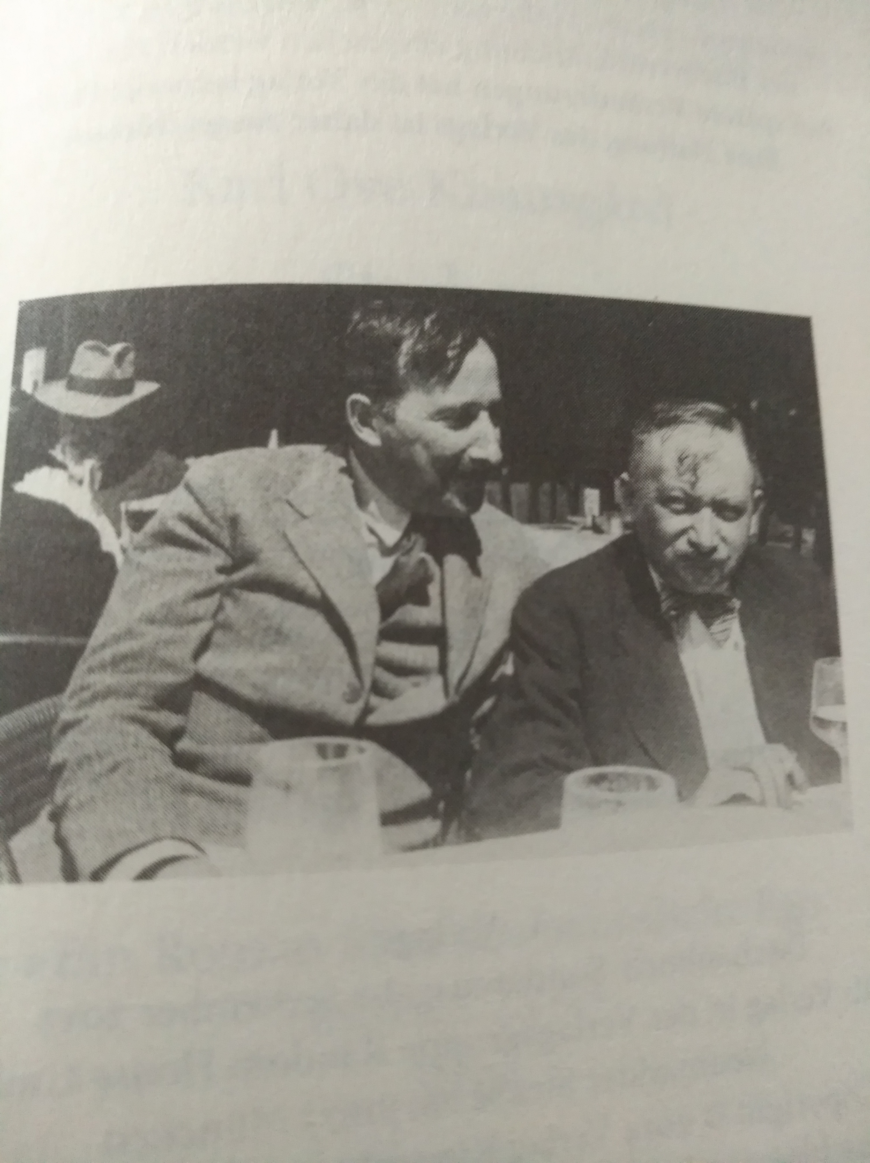 Stefan Zweig und Joseph Roth in Ostende 1936